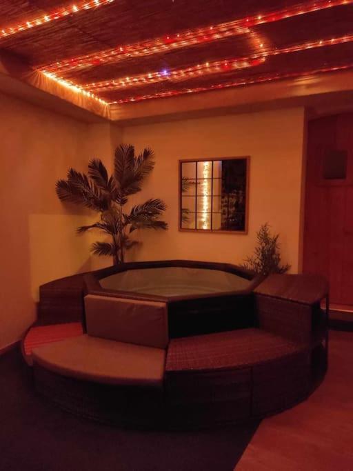 Nuit Romantique Avec Spa Privatif Meilhaud Luaran gambar